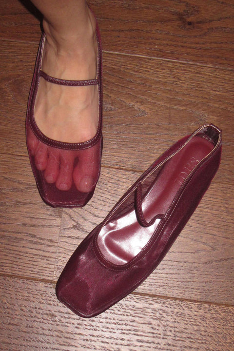 Janet Mesh Flats in Burgundy