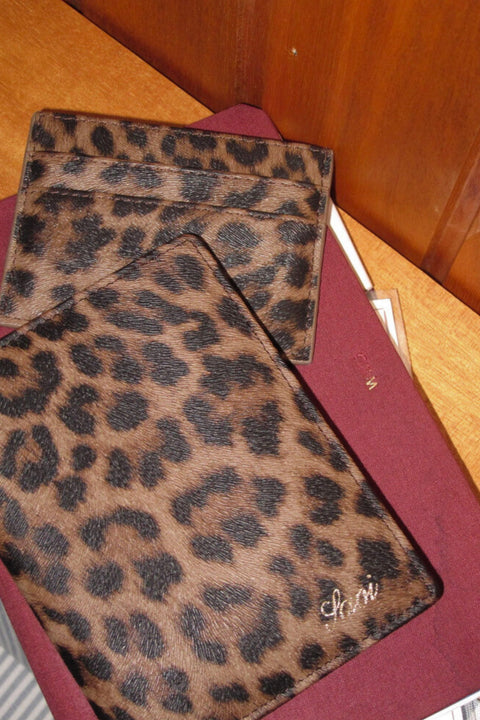 Passport Holder in Solange