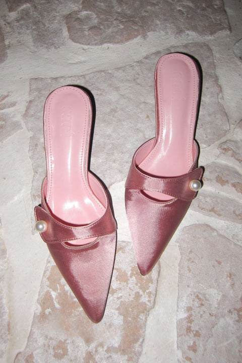 Monroe Heels in Pink