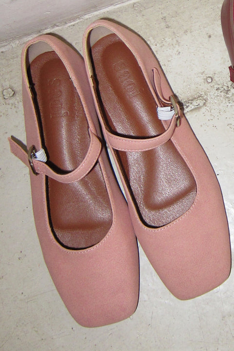 Loulou Flats in Suede Pink