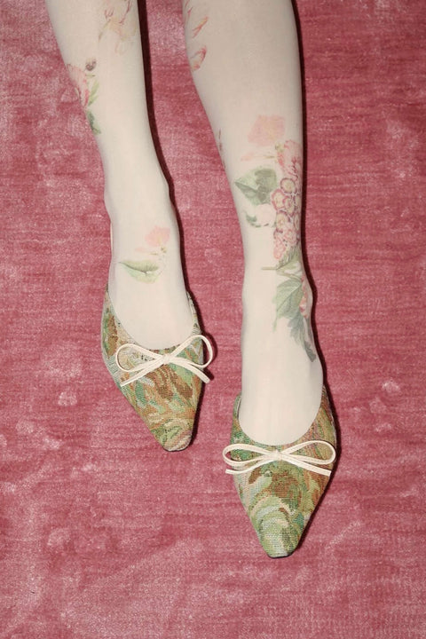 Lola Fleur in Spring Green