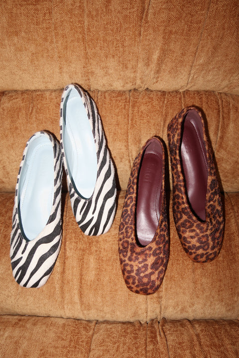 Zoe Flats