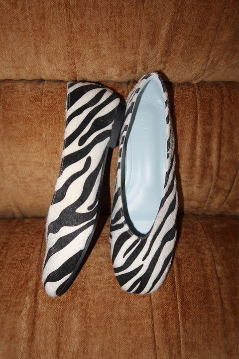 Zoe Flats
