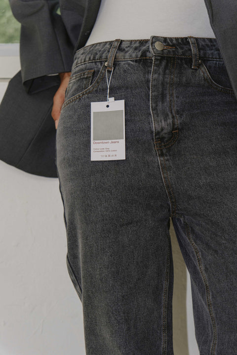 Downtown Jeans in Grey Black