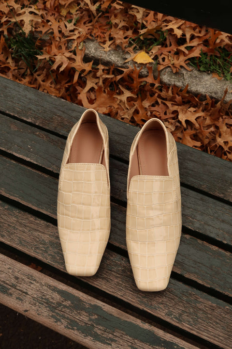 Dakota Loafers in Dolce