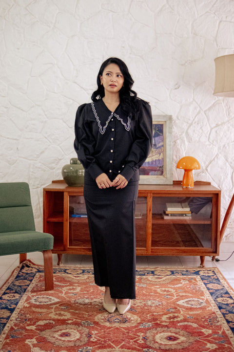 Kebaya Anita in Black