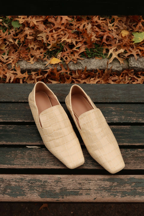 Dakota Loafers in Dolce