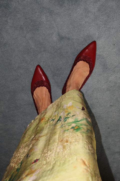 Burgundy pointed-toe shoes