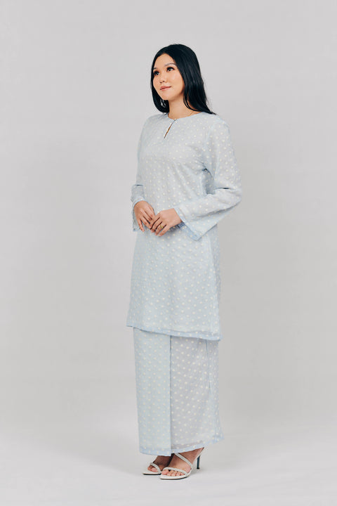 Kurung Klasik in Tenang Hati Blue