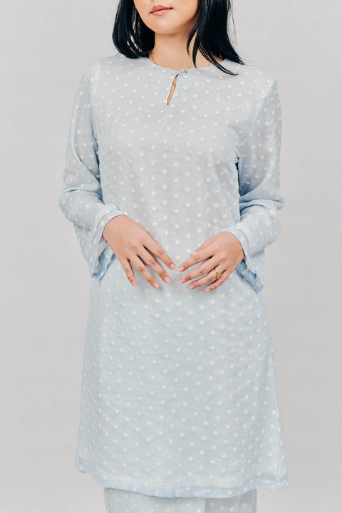 Kurung Klasik in Tenang Hati Blue