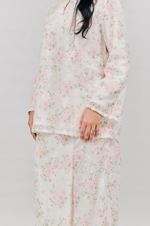 Kurung Kedah in Seroja Pink